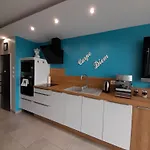 Apartamento Golden Paradise 007 Helio 66 *
